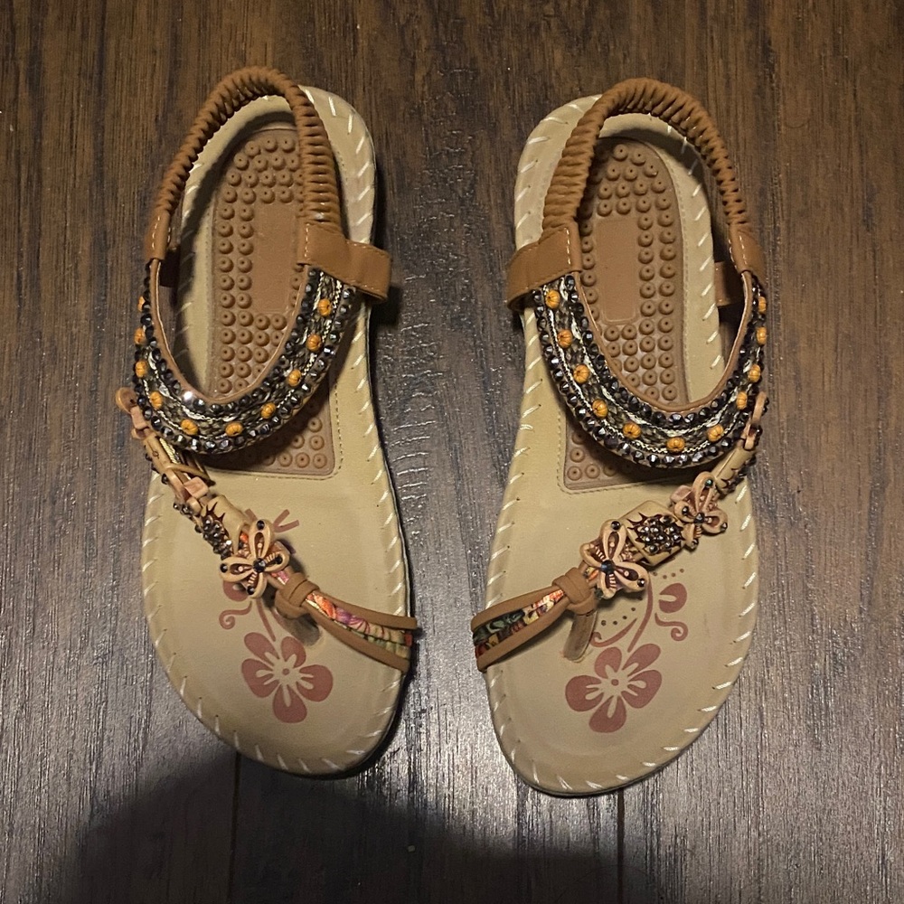 Embellished Tan Sandals Sz 6.5